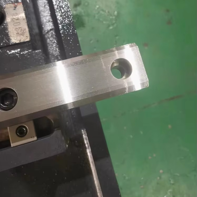 CNC 수직 머시닝센터 산업용 가공기계 장비 중장비 고 - Heavy Equipment Center 리뷰 및 가격